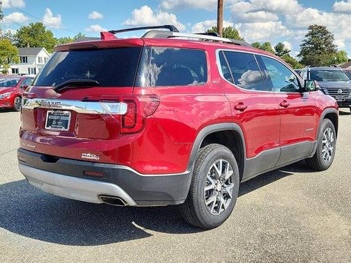 2023 GMC Acadia AWD SLT