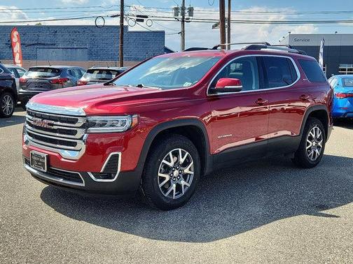2023 GMC Acadia AWD SLT