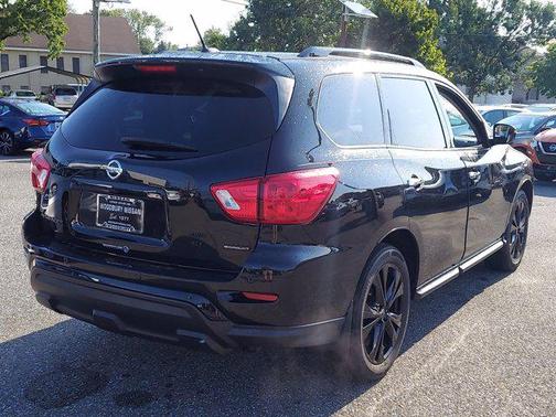 2018 Nissan Pathfinder SL