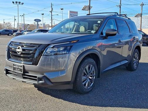 2023 Nissan Pathfinder SV 4WD