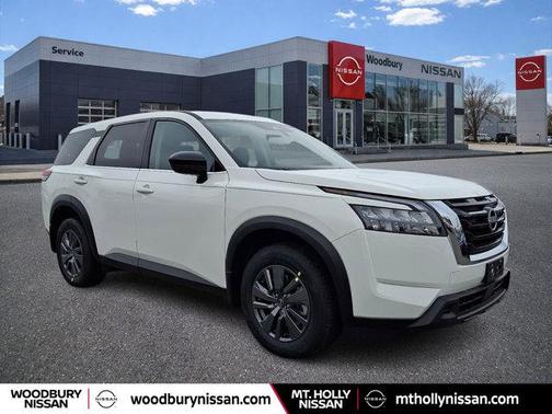 2025 Nissan Pathfinder S 4WD