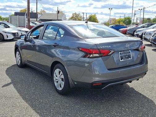 2025 Nissan Versa 1.6 S