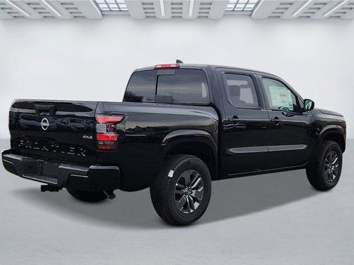 Super Black 2026 Nissan Frontier SV