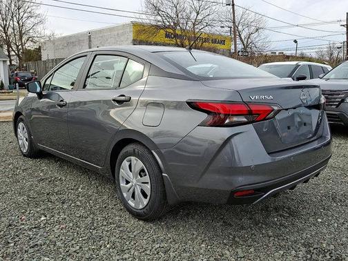 2025 Nissan Versa 1.6 S