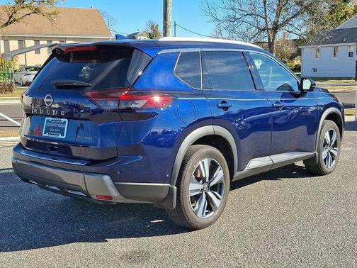 2024 Nissan Rogue SL