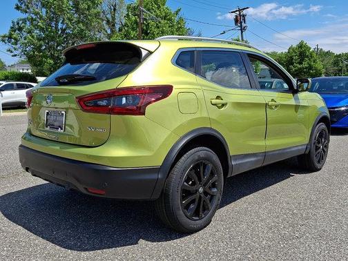Nitro Lime Metallic 2020 Nissan Rogue Sport SV