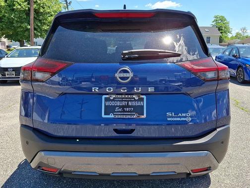 Caspian Blue Metallic 2023 Nissan Rogue SL