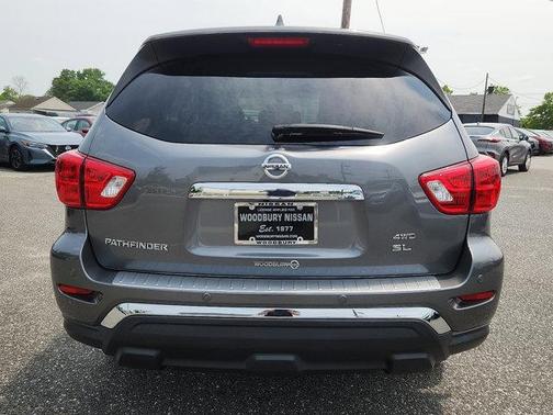 2020 Nissan Pathfinder SL 4WD