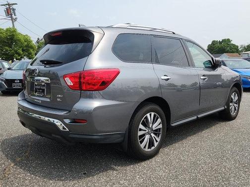 2020 Nissan Pathfinder SL 4WD