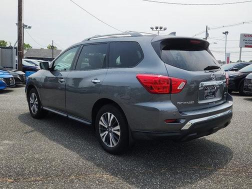 2020 Nissan Pathfinder SL 4WD