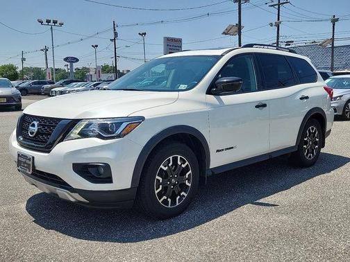 2020 Nissan Pathfinder SL 4WD