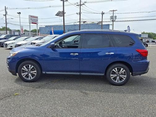 2020 Nissan Pathfinder S 4WD