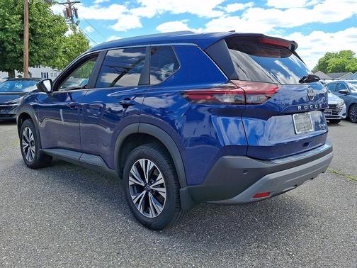 Caspian Blue Metallic 2023 Nissan Rogue SV