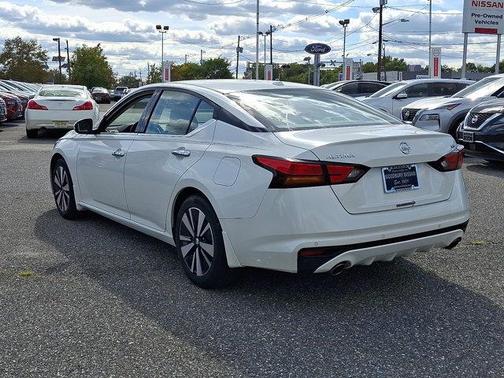 2020 Nissan Altima 2.5 SV