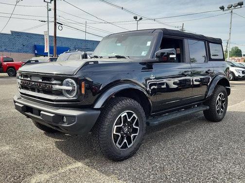 2022 Ford Bronco Outer Banks