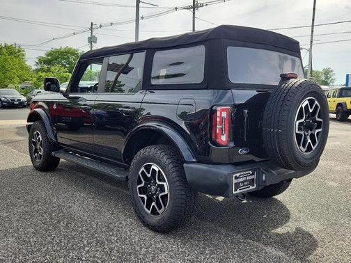 2022 Ford Bronco Outer Banks