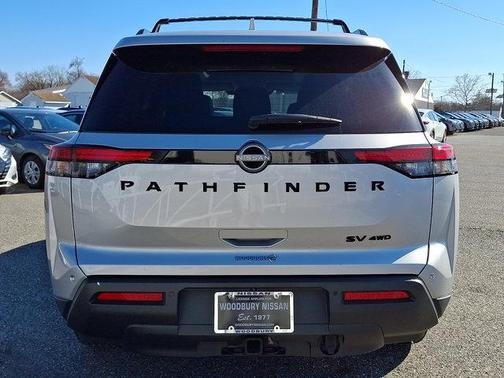 2022 Nissan Pathfinder SV 4WD