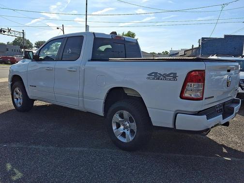 Bright White Clearcoat 2022 RAM 1500 Big Horn/Lone Star