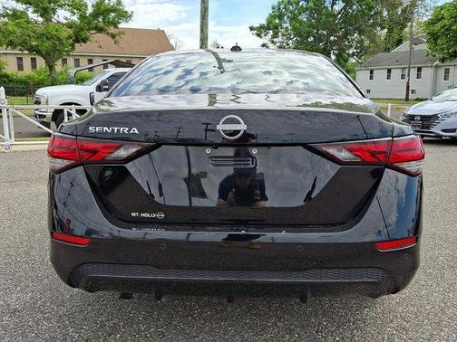 Super Black 2025 Nissan Sentra SV