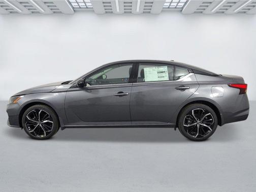 Gun Metallic 2026 Nissan Altima SR AWD
