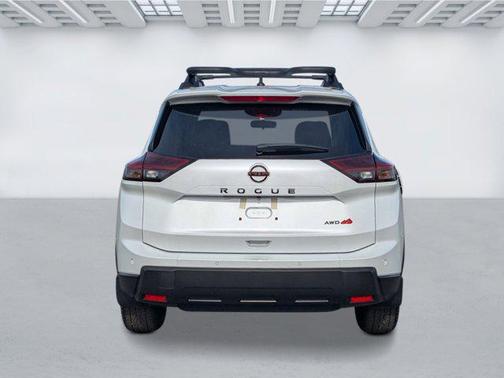Everest White Pearl Tricoat 2026 Nissan Rogue Rock Creek