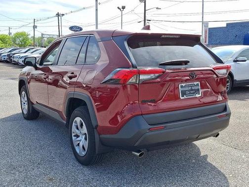 2022 Toyota RAV4 LE