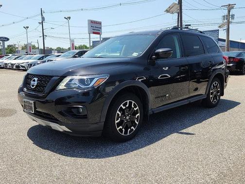 2020 Nissan Pathfinder SL 4WD