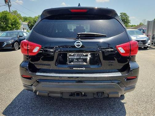 2020 Nissan Pathfinder SL 4WD