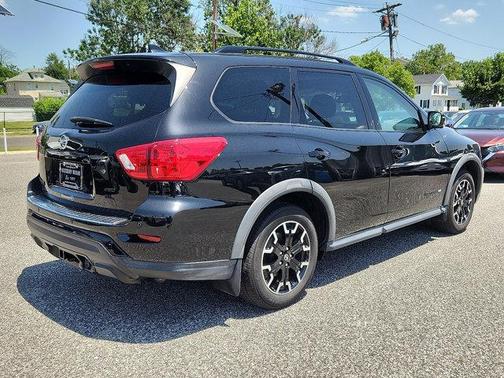 2020 Nissan Pathfinder SL 4WD