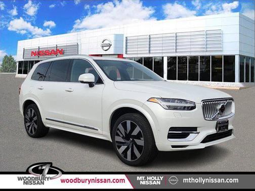 2023 Volvo XC90 Recharge Plug-In Hybrid T8 Ultimate Bright Theme 7-Seater