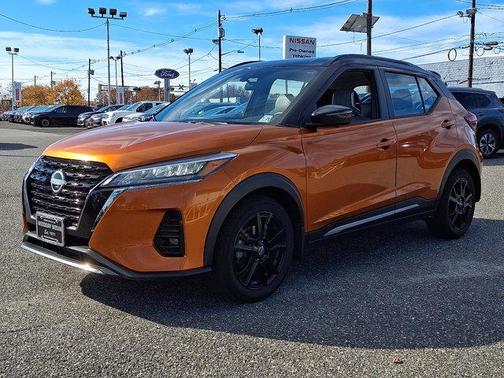 2024 Nissan Kicks SR