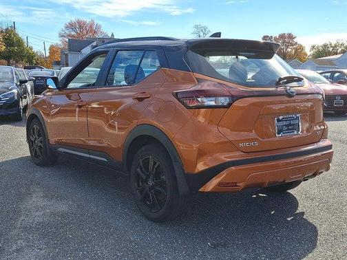 2024 Nissan Kicks SR