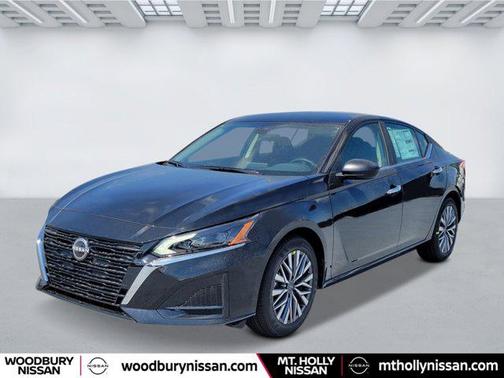 Super Black 2026 Nissan Altima SV FWD