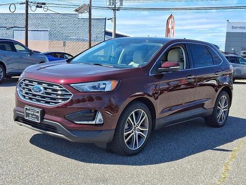 2021 Ford Edge Titanium