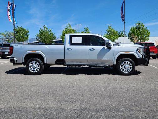 Quicksilver Metallic 2023 GMC Sierra 3500 SLT