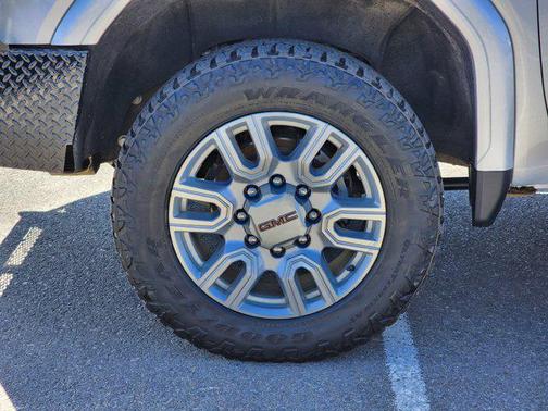 Quicksilver Metallic 2023 GMC Sierra 3500 SLT