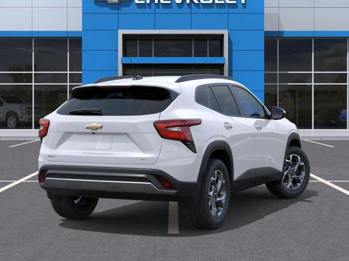 Summit White 2026 Chevrolet Trax LT