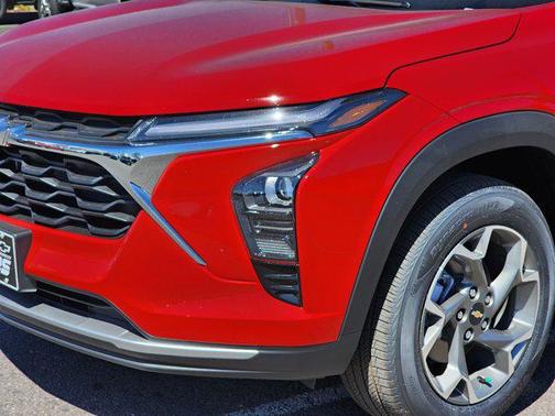 Apex Red 2026 Chevrolet Trax LT