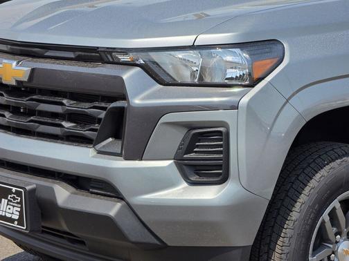 Sterling Gray Metallic 2026 Chevrolet Colorado LT