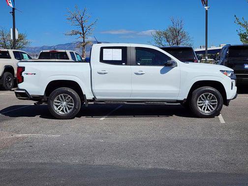 Summit White 2023 Chevrolet Colorado LT