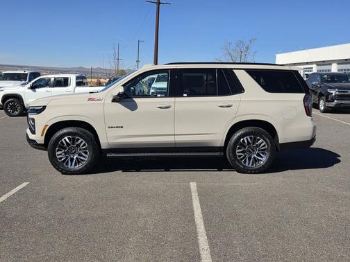 White Sands 2027 Chevrolet Tahoe Z71, 4WD