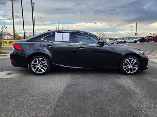 2018 Lexus IS 300 Base