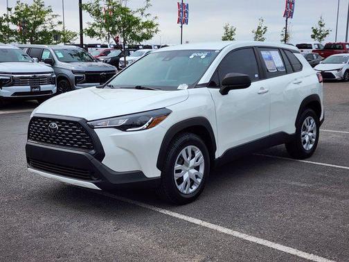 Wind Chill Pearl 2022 Toyota Corolla Cross L