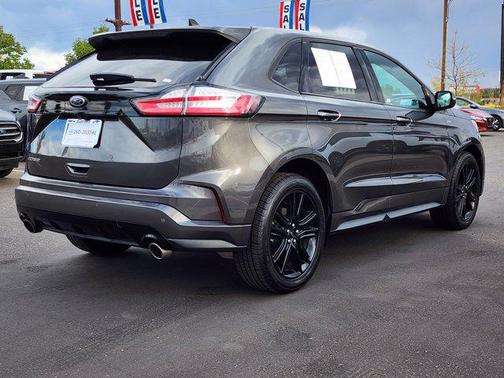 2020 Ford Edge ST