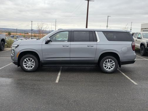 Sterling Gray Metallic 2027 Chevrolet Suburban LS