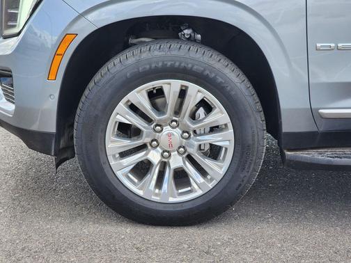 Sterling Metallic 2025 GMC Yukon XL Denali