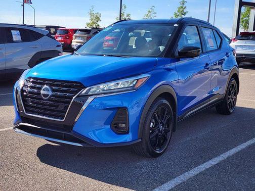 2023 Nissan Kicks SR