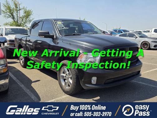 Brilliant Black Crystal Pearlcoat 2017 RAM 1500 Express