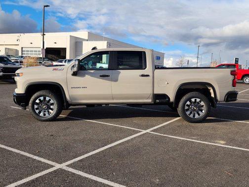 2026 Chevrolet Silverado 2500 Custom