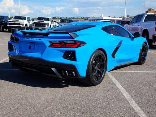 2022 Chevrolet Corvette Stingray w/3LT